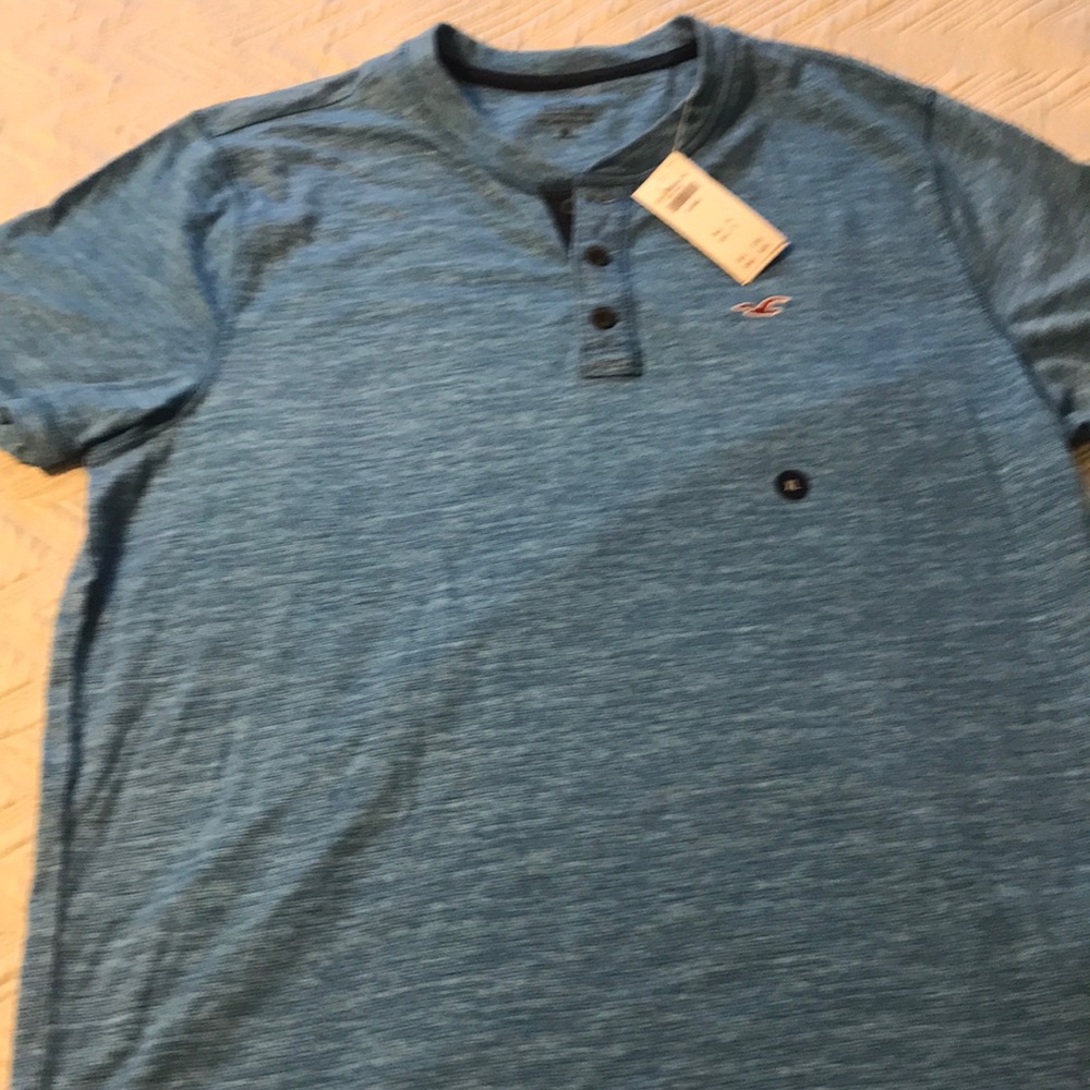 Hollister shirt